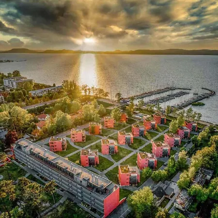 Yacht Club Art A20 * Balatonlelle