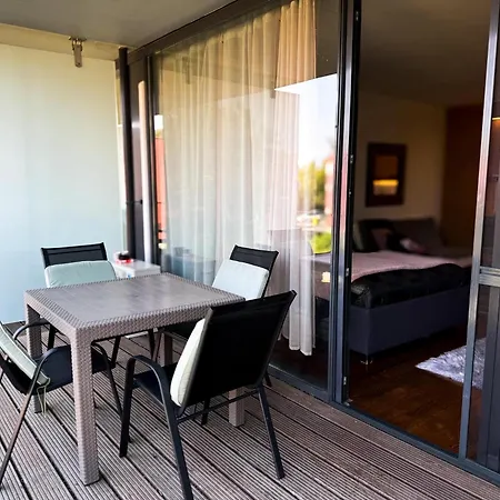 Apartment Yacht Club Art A20 *
